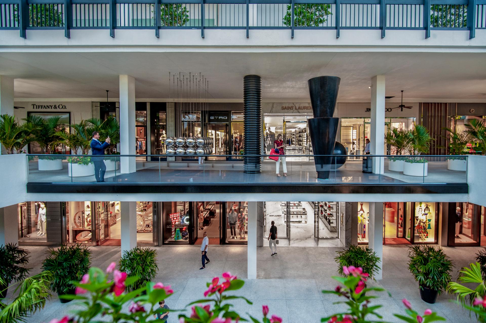 Center Courtyard of Bal Harbour Shops